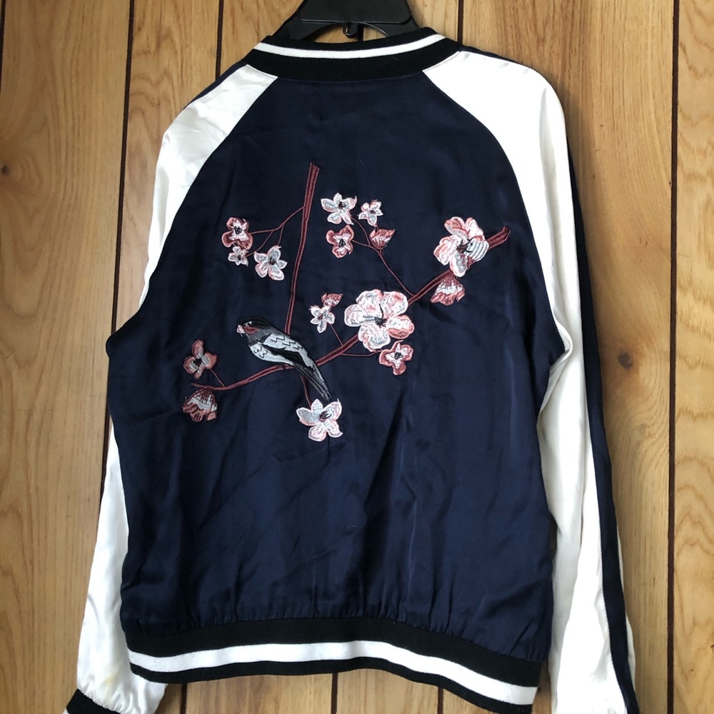 reversible track jacket. Embroidered flowers - Picture 8 of 8